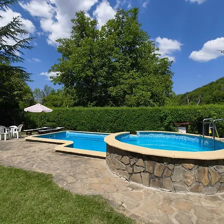 Marina - Private With Heated Pool - Bbq - Mountain View And Direct Access To Forest And River - Sleeps 10 Villa Vidima