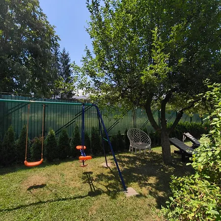 Villa Marina - Private With Heated Pool - Bbq - Mountain View And Direct Access To Forest And River - Sleeps 10