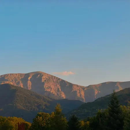 Marina - Private With Heated Pool - Bbq - Mountain View And Direct Access To Forest And River - Sleeps 10 Vidima