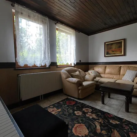 Marina - Private With Heated Pool - Bbq - Mountain View And Direct Access To Forest And River - Sleeps 10 Villa Vidima
